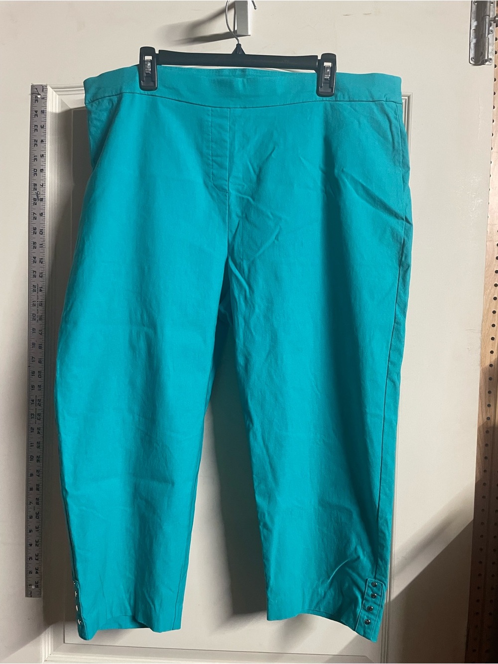 Teal Cropped Straight-Leg Pants